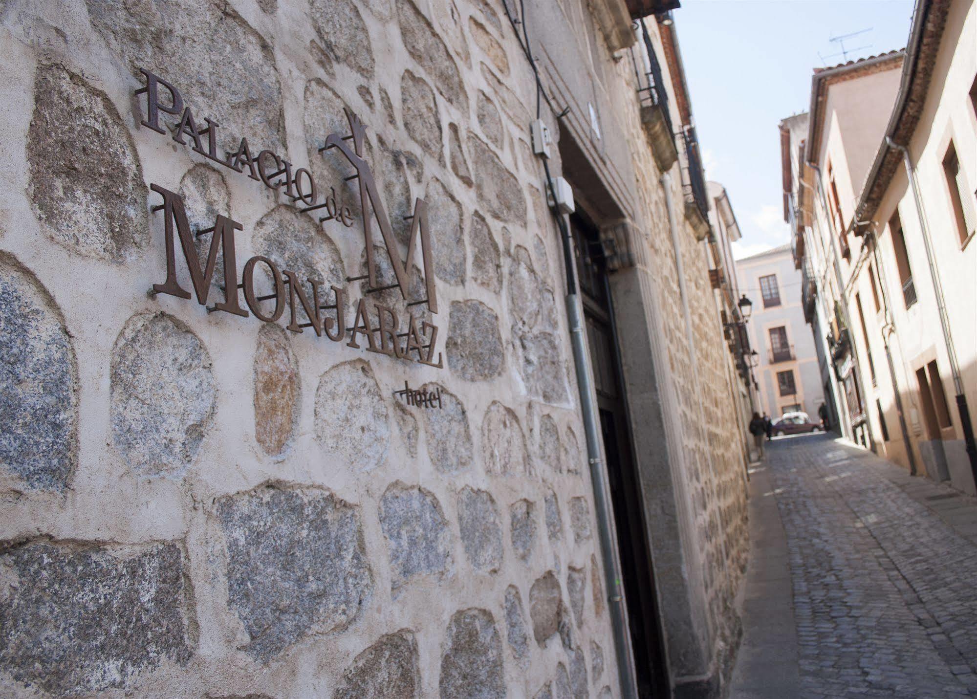 Palacio De Monjaraz Ávila Luaran gambar